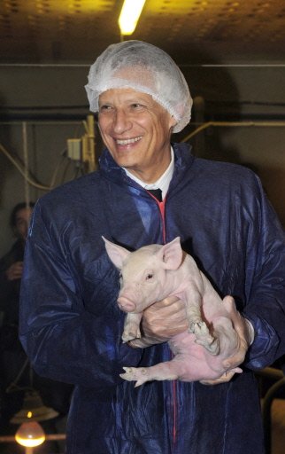 découvrez les fonctions passées de dominique de villepin, ancien premier ministre français, ainsi que son parcours politique et ses contributions majeures.